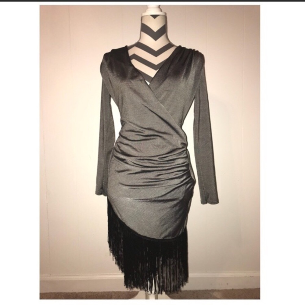 Fringe wrap dress ruched size 8 but fit smaller